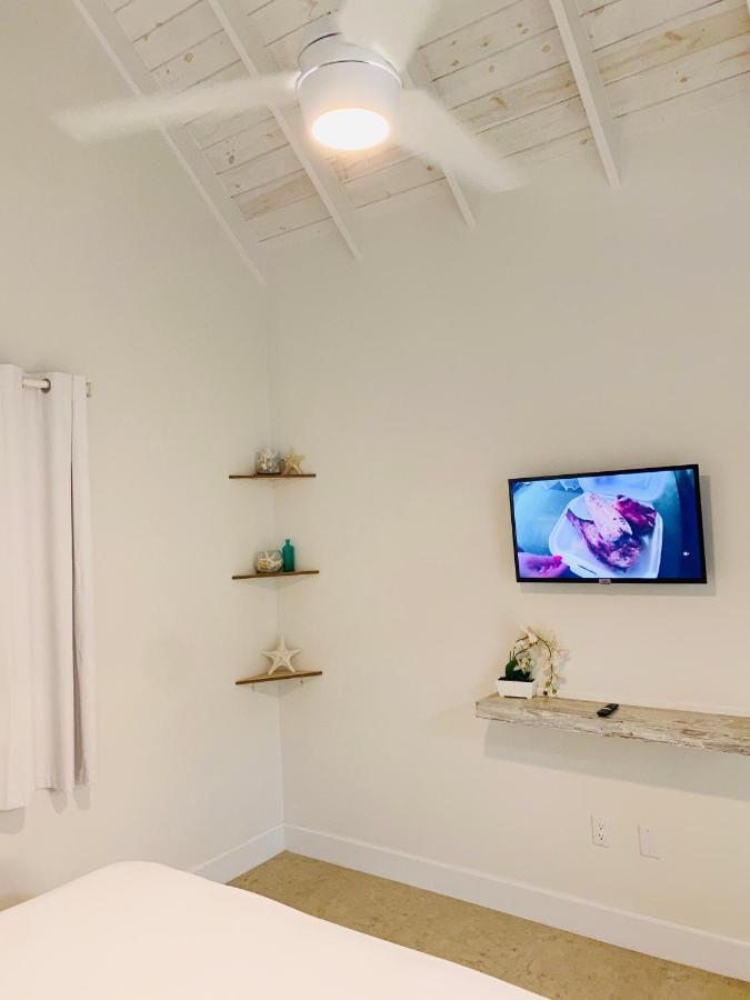 Modern Cottage With Chalk Sound Views Providenciales Eksteriør bilde