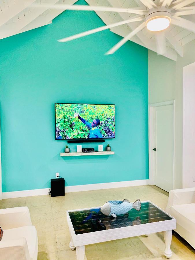 Modern Cottage With Chalk Sound Views Providenciales Eksteriør bilde