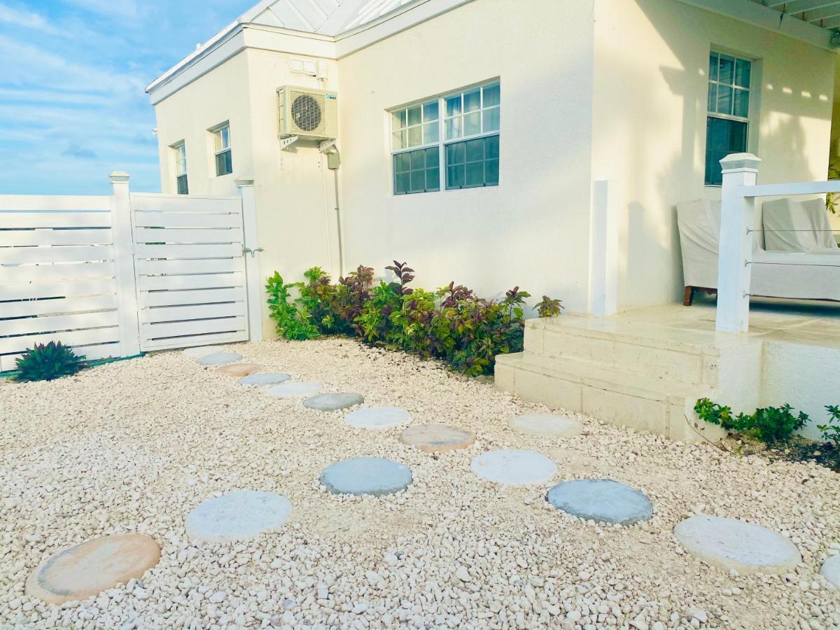 Modern Cottage With Chalk Sound Views Providenciales Eksteriør bilde